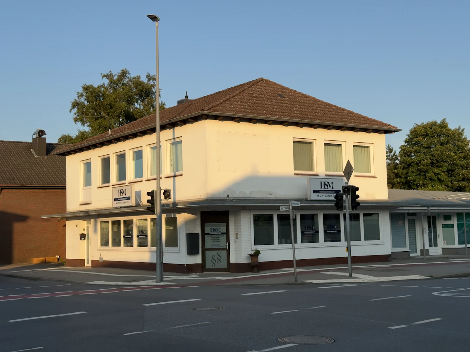 Außenansicht der Kanzlei Hammer in Uetersen